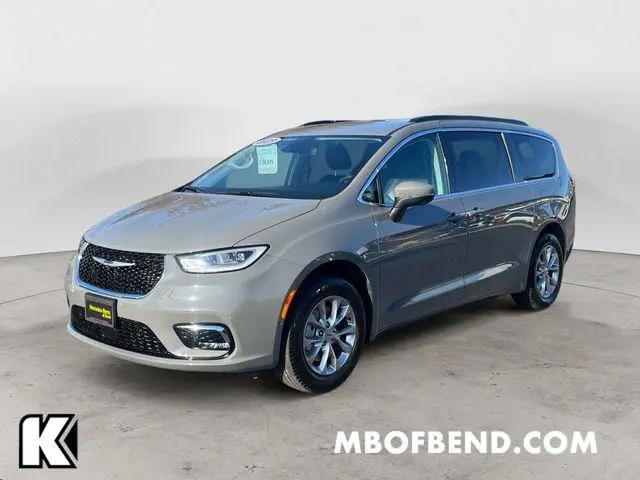 2023 Chrysler Pacifica Touring L AWD for sale in Bend, OR