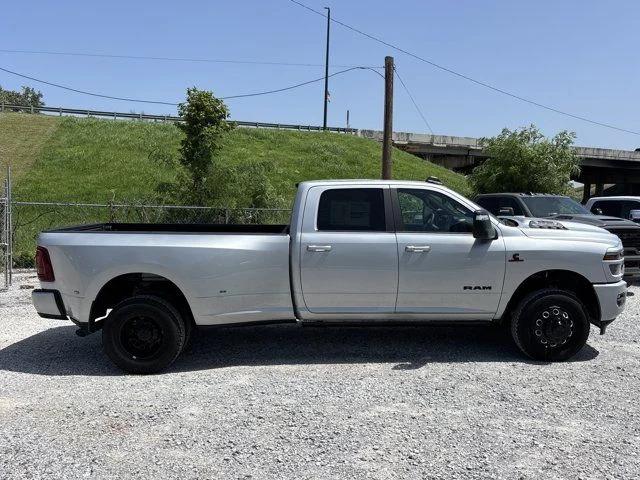 2026 RAM Ram 3500 RAM 3500 LARAMIE CREW CAB 4X4 8 BOX
