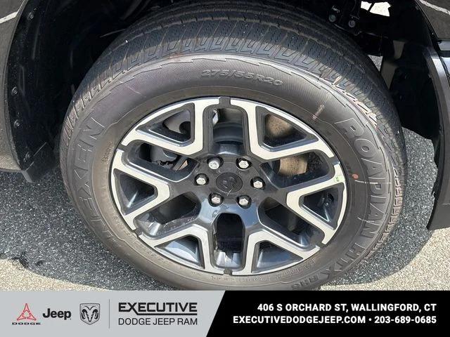 2026 Ram 1500 Laramie Crew Cab 4x4 57 Box