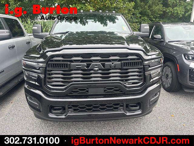 2026 RAM 3500 RAM 3500 BIG HORN CREW CAB 4X4 8 BOX 2026 RAM 3500 RAM 3500 BIG HORN CREW CAB 4X4 8 BOX