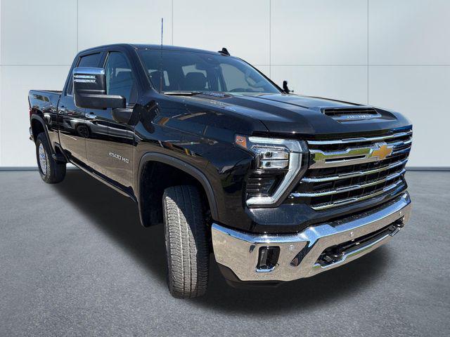 2026 Chevrolet Silverado 2500HD Crew Cab, Standard Bed, LTZ, 4WD