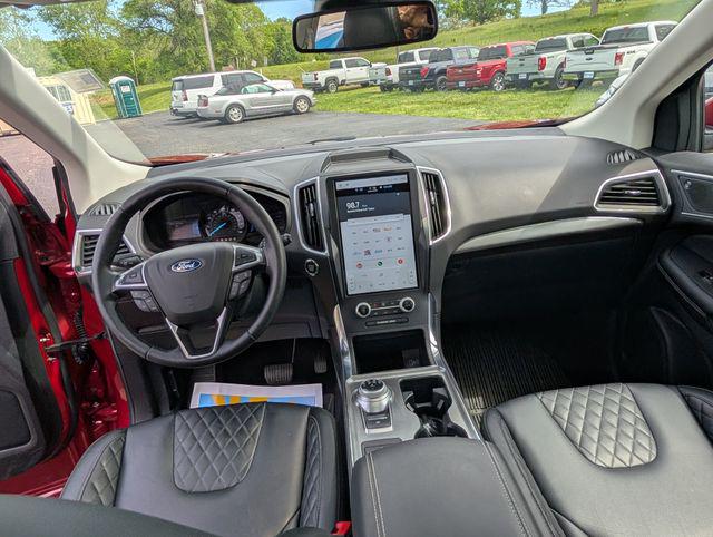 2023 Ford Edge Titanium