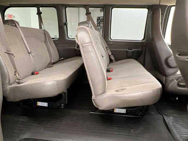 2025 Chevrolet Express Passenger RWD 2500 Regular Wheelbase LT