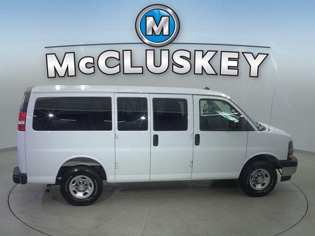 2025 Chevrolet Express Passenger RWD 2500 Regular Wheelbase LT