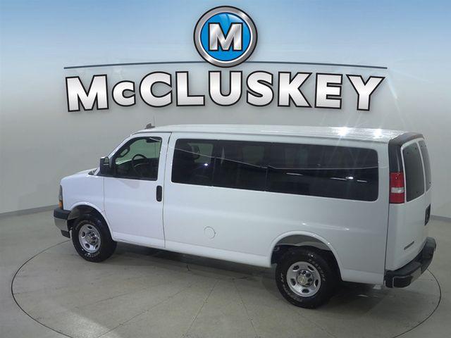 2025 Chevrolet Express Passenger RWD 2500 Regular Wheelbase LT