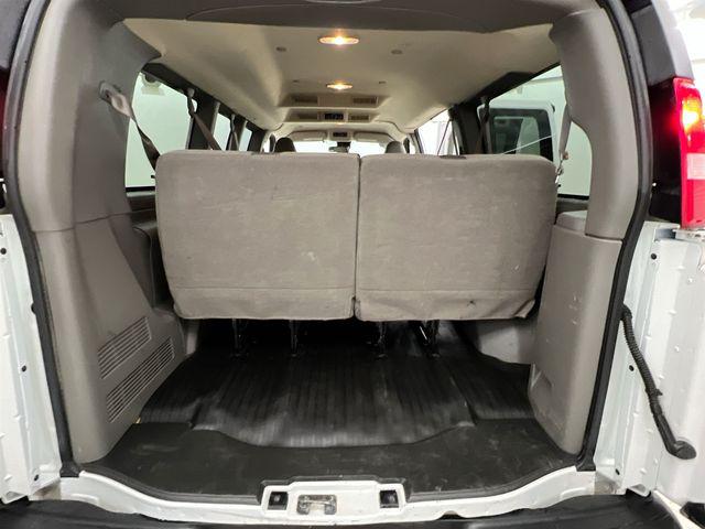 2025 Chevrolet Express Passenger RWD 2500 Regular Wheelbase LT