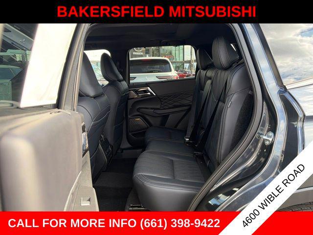2026 Mitsubishi Outlander BLACK EDITION 2WD