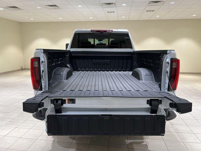 2026 GMC Sierra 2500HD Crew Cab, Standard Bed, Denali Ultimate, 4WD