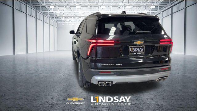 2026 Chevrolet Traverse AWD LT