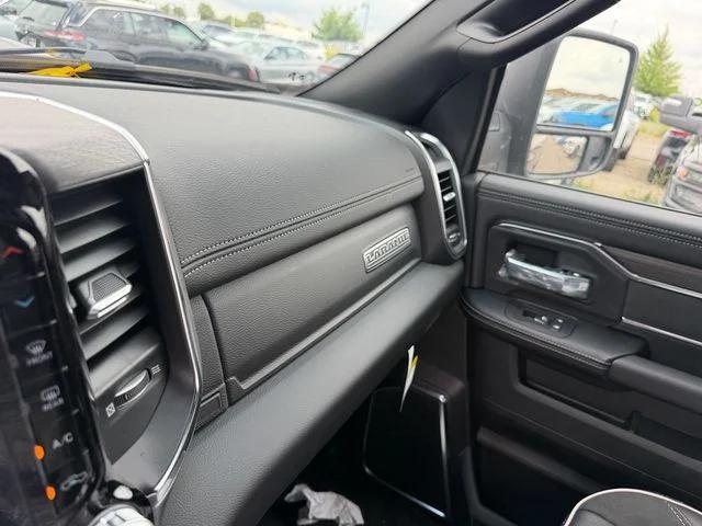 2026 Ram 2500 Laramie Crew Cab 4x4 64 Box