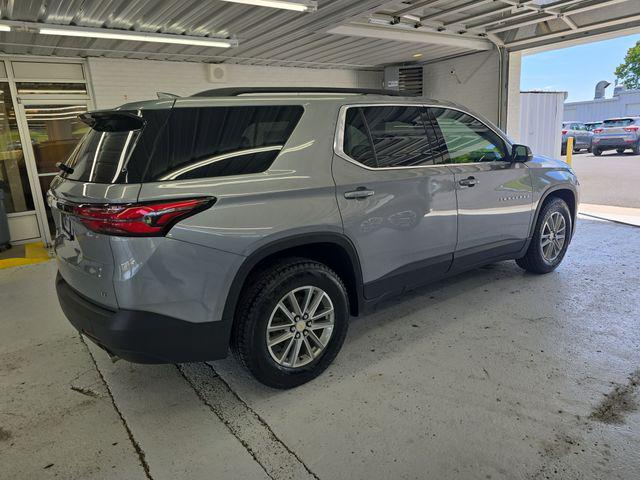 2023 Chevrolet Traverse AWD LT Cloth