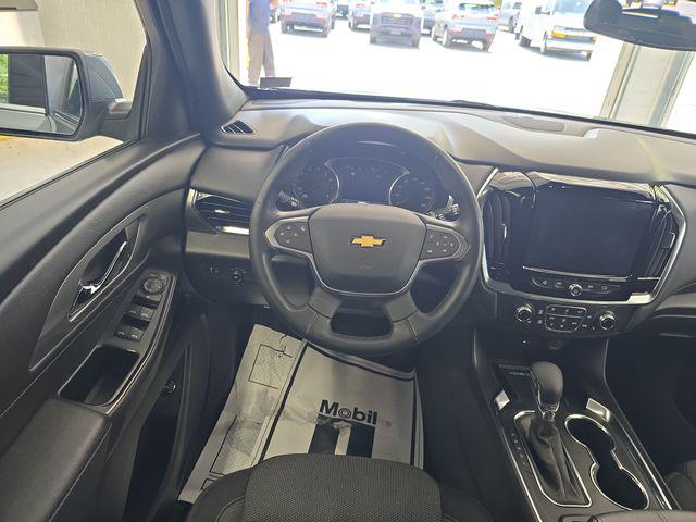 2023 Chevrolet Traverse AWD LT Cloth