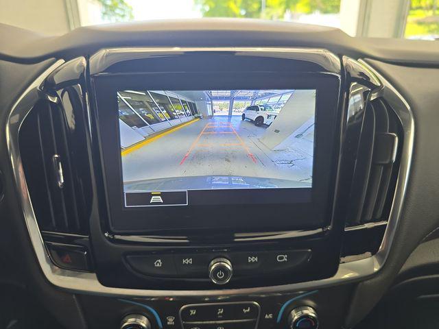 2023 Chevrolet Traverse AWD LT Cloth