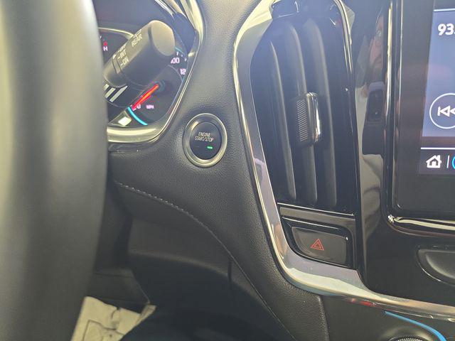 2023 Chevrolet Traverse AWD LT Cloth