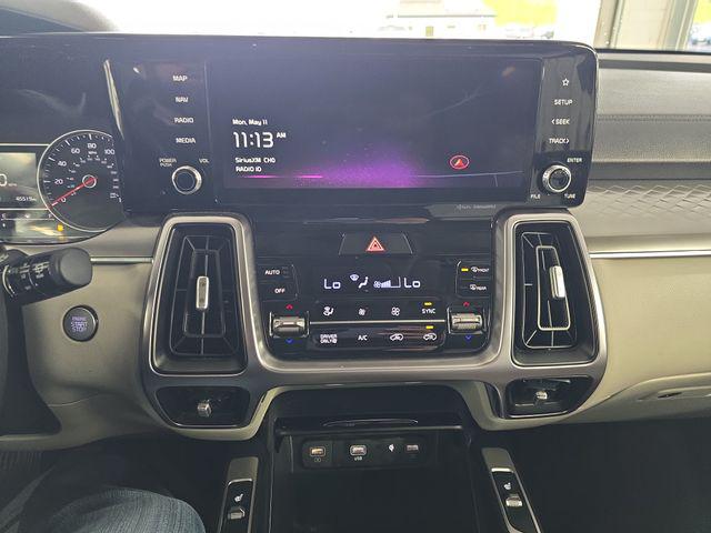 2023 Kia Sorento Hybrid EX