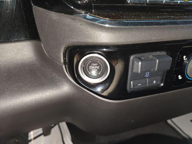 2023 Chevrolet Silverado 1500 4WD Crew Cab Standard Bed LT