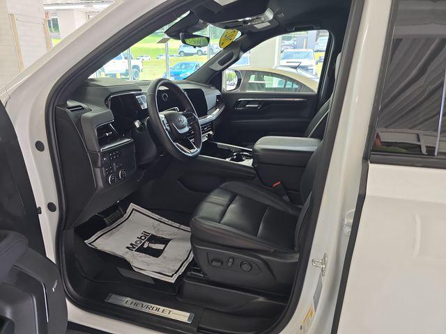 2025 Chevrolet Tahoe 4WD RST