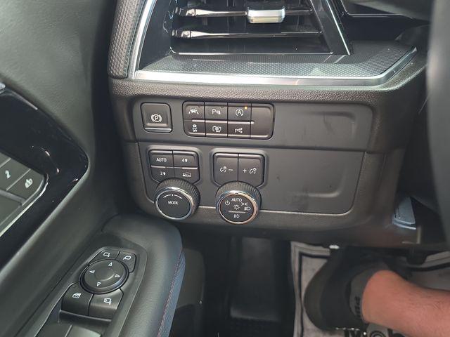 2025 Chevrolet Tahoe 4WD RST
