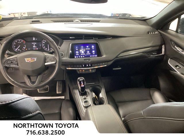 2023 Cadillac XT4 AWD Sport