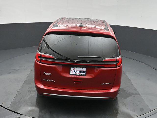 2027 Chrysler Pacifica Limited