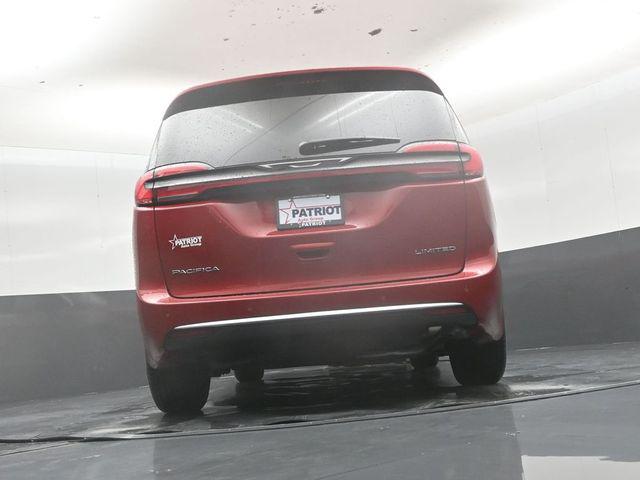 2027 Chrysler Pacifica Limited