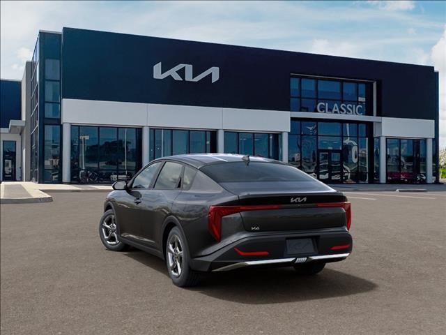 2026 Kia K4 LXS