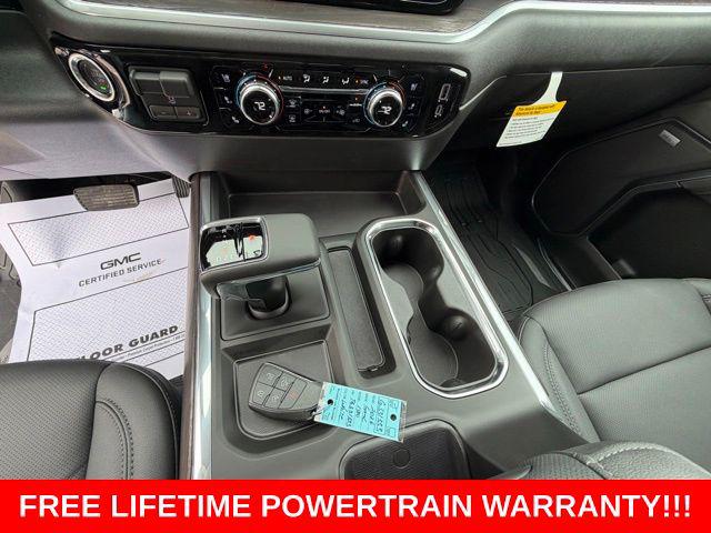 2026 GMC Sierra 1500 Crew Cab, Short Bed, SLT, 4WD