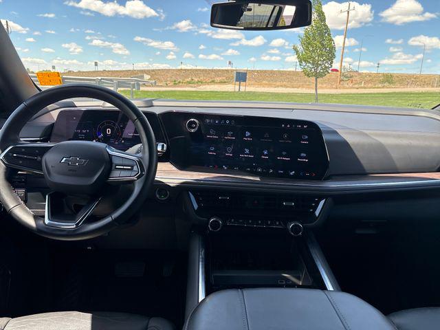 2025 Chevrolet Suburban 4WD Z71