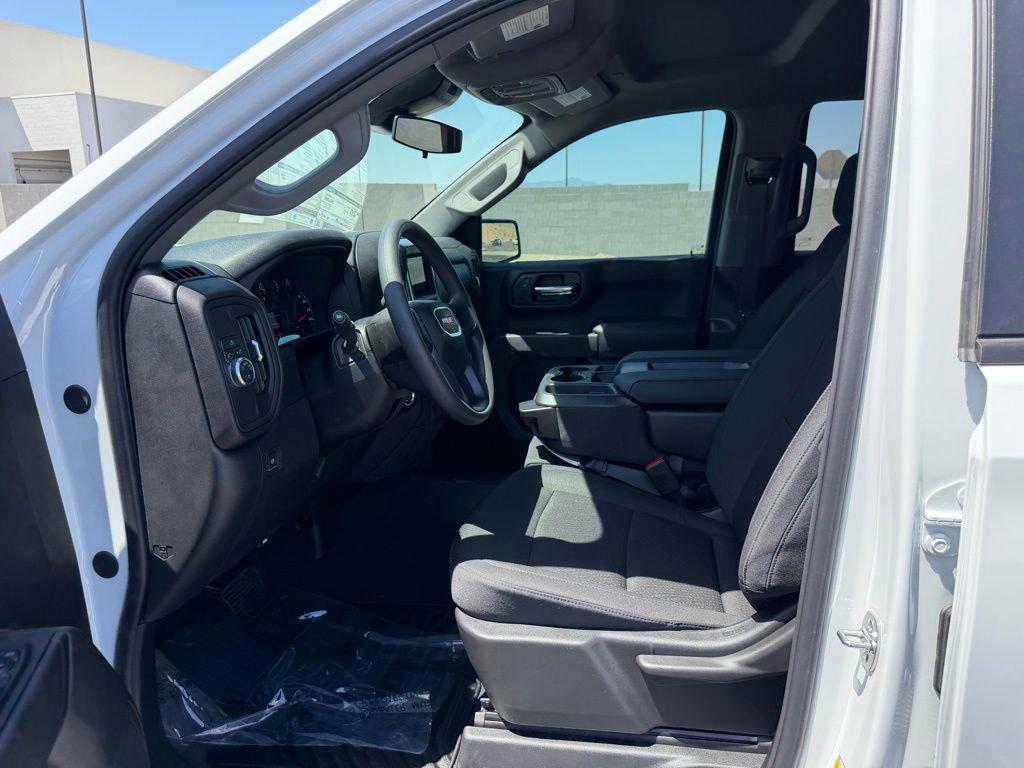 2026 GMC Sierra 1500 Pro - Photo 10