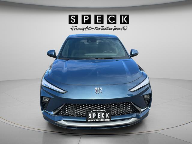 2026 Buick NV Avenir FWD