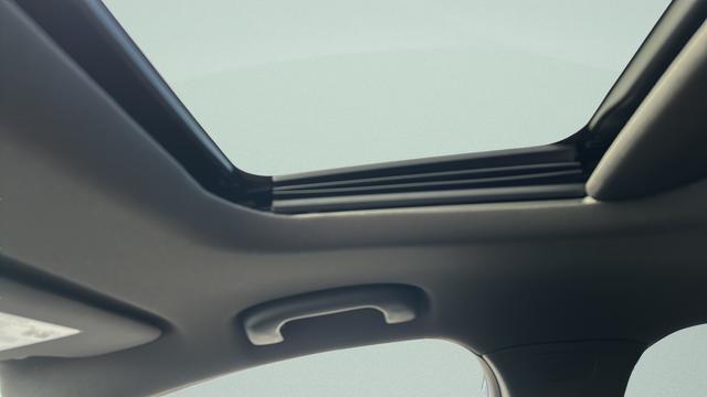 2026 Buick NV Avenir FWD