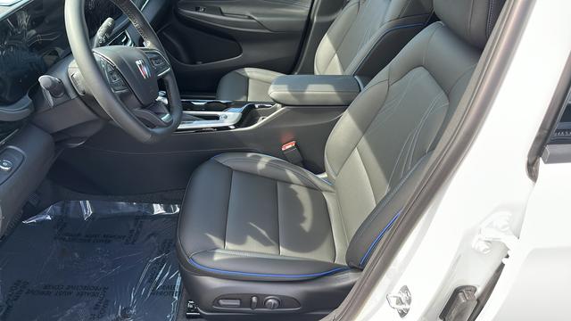 2026 Buick NV Sport Touring FWD