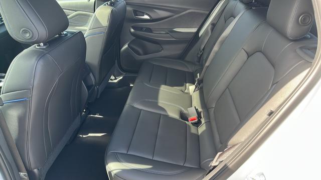 2026 Buick NV Sport Touring FWD