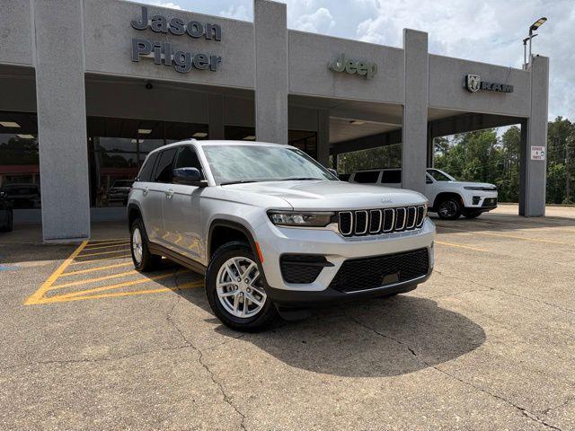 2026 Jeep Grand Cherokee Laredo 4x2 for sale in Jackson, AL