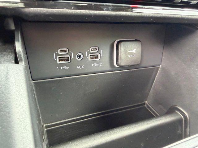 2026 Jeep Grand Cherokee Laredo 4x2