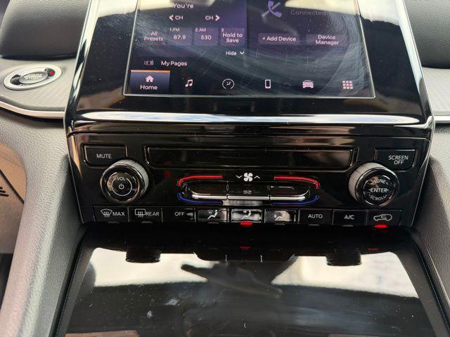 2026 Jeep Grand Cherokee Laredo 4x2