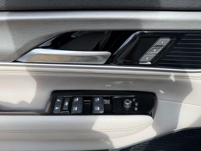 2026 Jeep Grand Wagoneer L 4x2