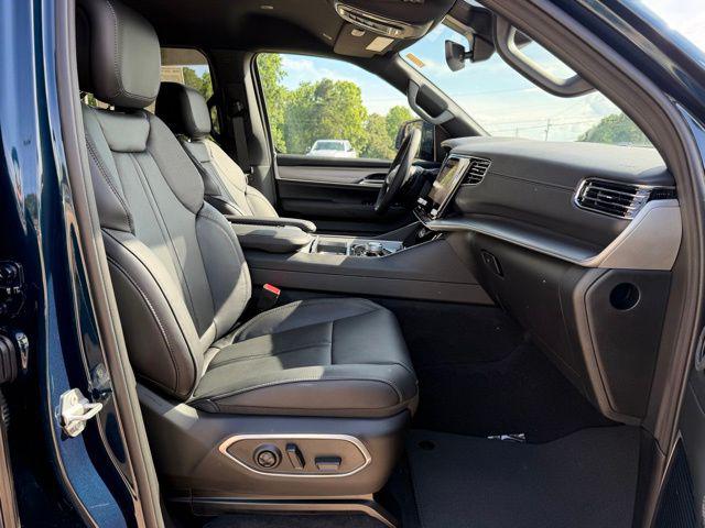 2026 Jeep Grand Wagoneer L 4x2