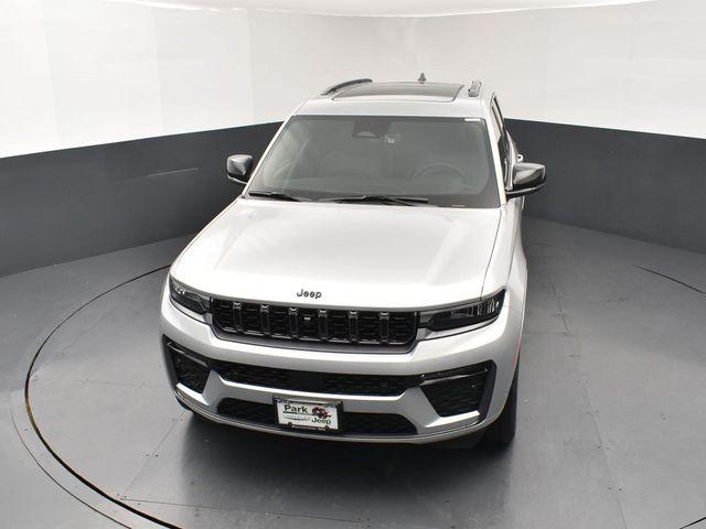 2026 Jeep Grand Cherokee Limited Reserve