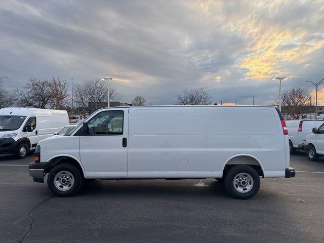 2026 GMC Savana Cargo 3500 Extended Wheelbase, Work Van, RWD
