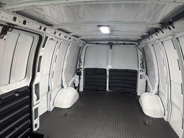 2026 GMC Savana Cargo 3500 Extended Wheelbase, Work Van, RWD