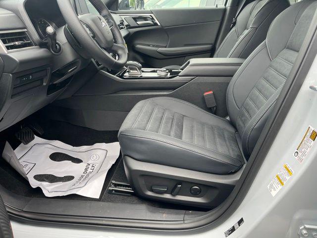 2026 Mitsubishi Outlander LE 1.5T 2WD