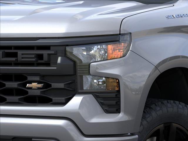 2026 Chevrolet Silverado 1500 4WD Crew Cab Short Bed Custom