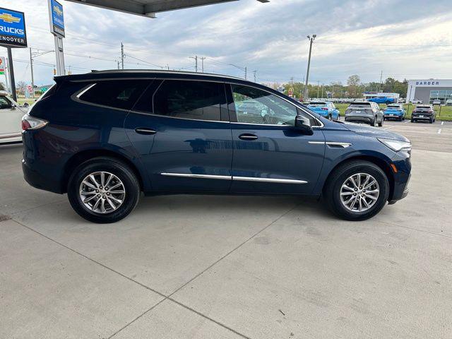 2023 Buick Enclave Essence AWD