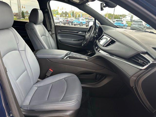 2023 Buick Enclave Essence AWD