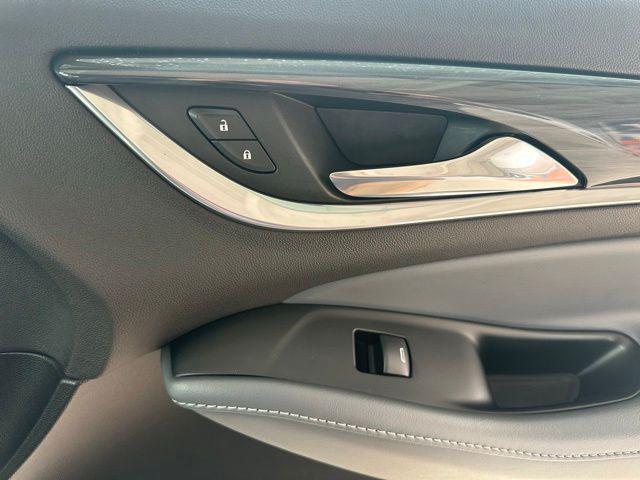 2023 Buick Enclave Essence AWD