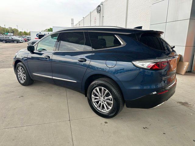 2023 Buick Enclave Essence AWD