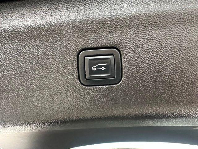 2023 Buick Enclave Essence AWD