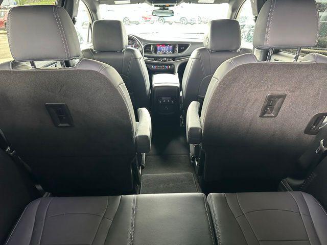 2023 Buick Enclave Essence AWD