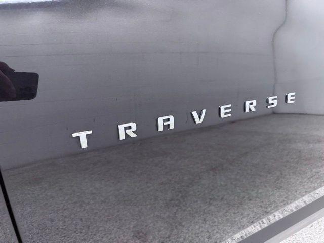 2022 Chevrolet Traverse FWD LT Cloth